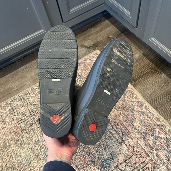 Hunter Women's Refined Tall Rain Boots | Two Tone Black and Blue - Picture 7 of 10